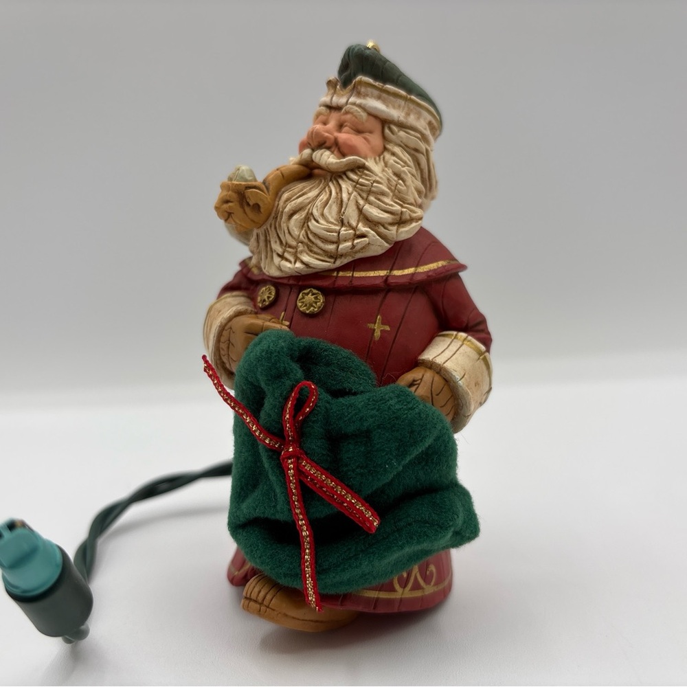 Hallmark Keepsake Ornament 1997 Santa’s Secret Gift Handcrafted Old-World Santa - Picture 2 of 12